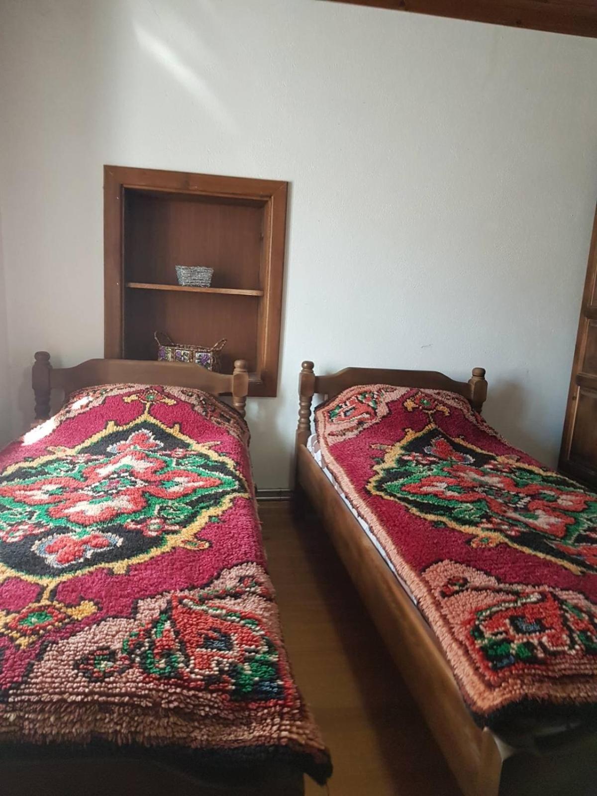 Тодорината Къща 호텔 레슈텐 외부 사진